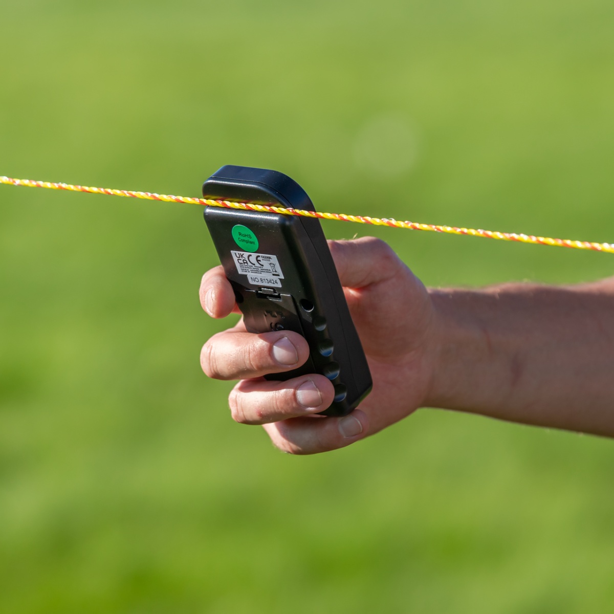 Teszter, 1-10 kV, földelés nélküli, AKO