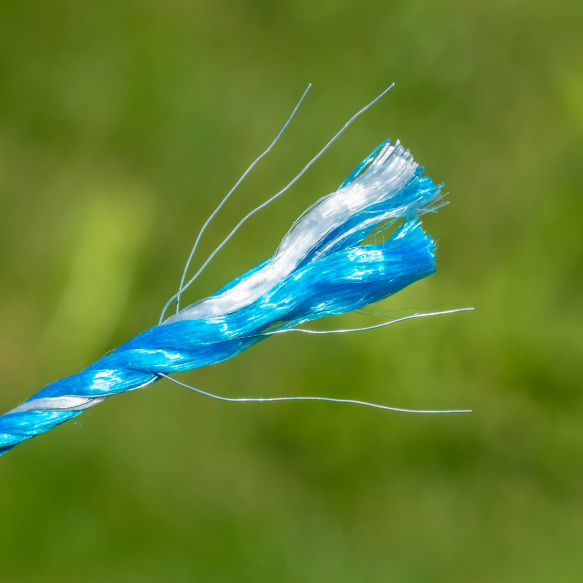 Villanypásztor kötél - 400 m - 330 kg - 0,65 Ω/m