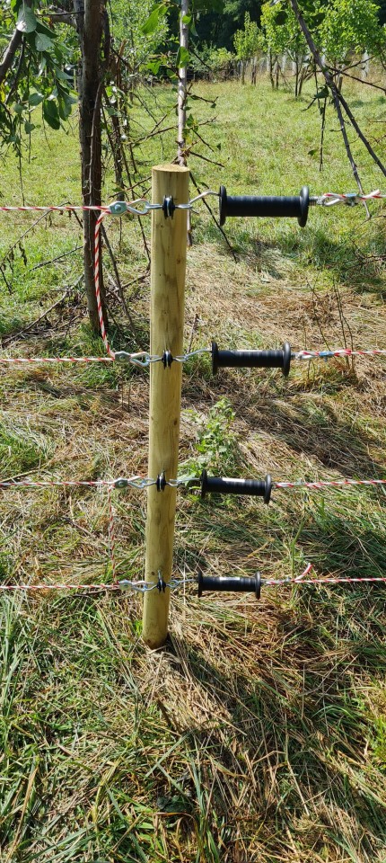 Termékértékelés - Kapuszigetelő, facsavaros - agroelectro.hu