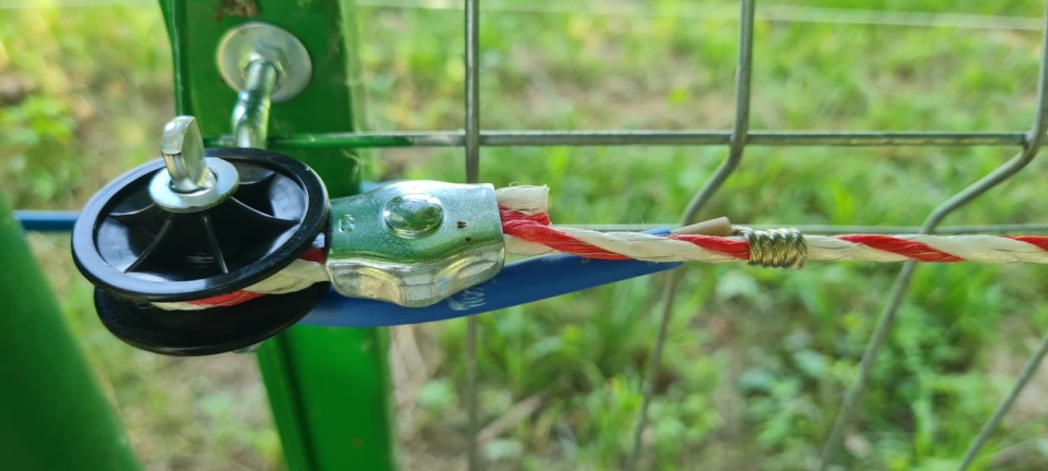 Termékértékelés - Sarokszigetelő, M6-os csavarral - agroelectro.hu