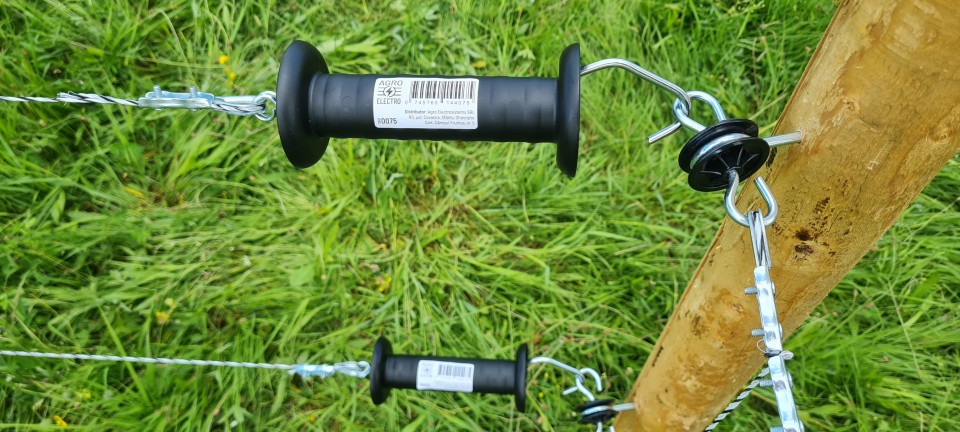 Termékértékelés - Kapuszigetelő, facsavaros - agroelectro.hu