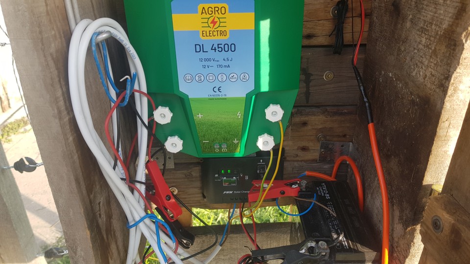 Termékértékelés - Napelemes rendszer, 100 W, töltésvezérlővel - agroelectro.hu