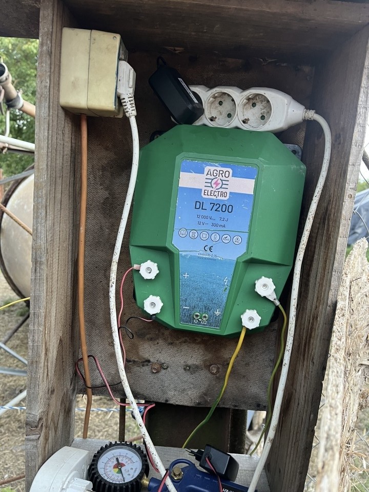 Termékértékelés - DL 7200 villanypásztor készülék, 12 V, 7,2 Joule, hálózati adapterrel - agroelectro.hu