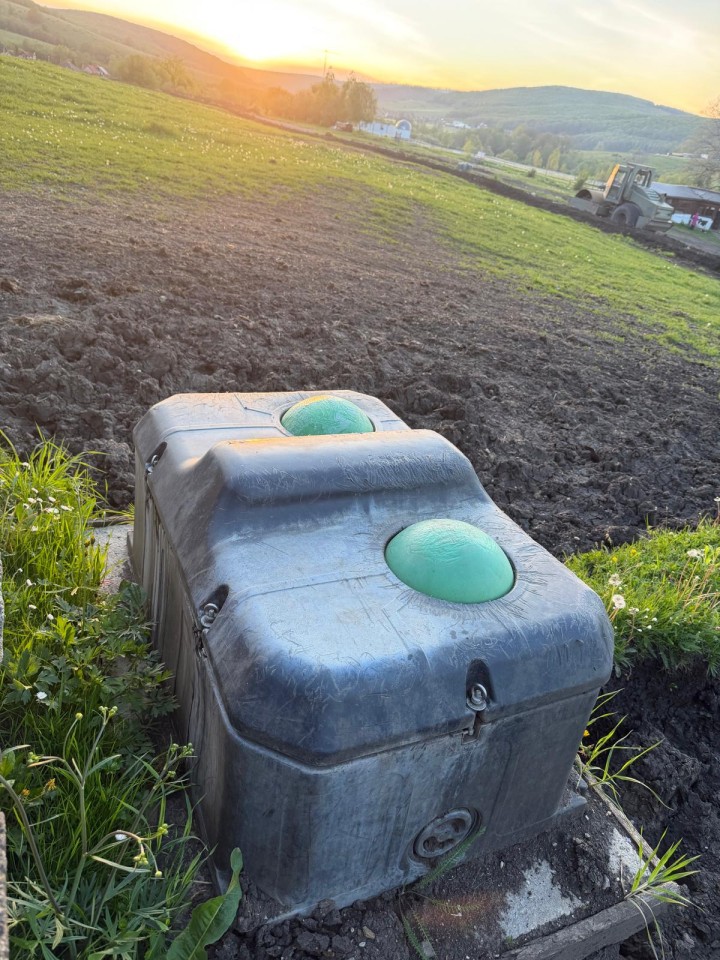 Termékértékelés - Fagyálló, golyós dupla itató szarvasmarháknak és lovaknak, 100 literes - agroelectro.hu