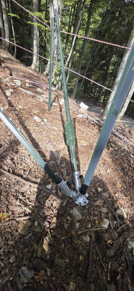 Termékértékelés - Sarokszett T-post rendszerhez - agroelectro.hu