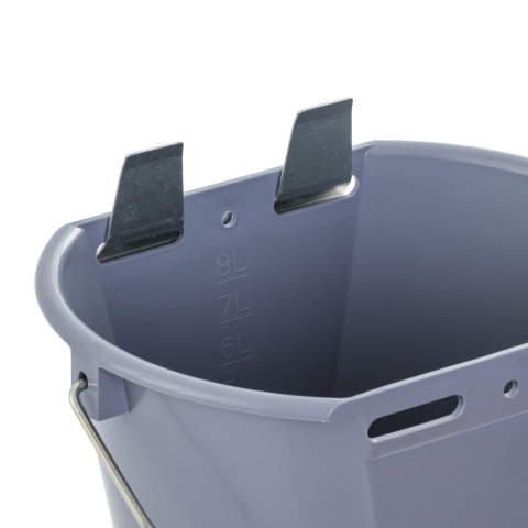 Fém akasztólemez 8 literes borjúitató vödrökhöz