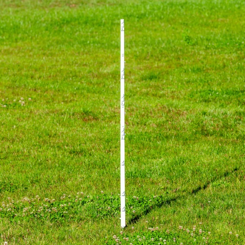 Műanyag karó, 156 cm, 20 db.