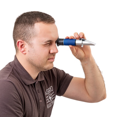 Refraktométer a kolosztrum minőségének méréséhez