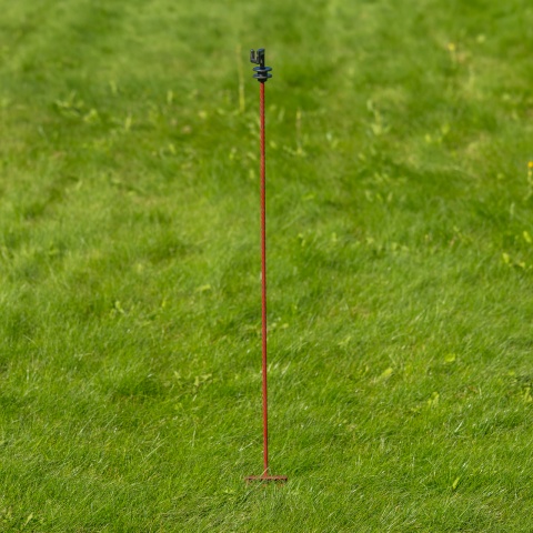 Fémoszlop villanypásztorhoz, Ø8 mm × 107 cm, 30 db.