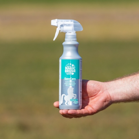 Tisztító spray lovaknak, MagicBrush, 500 ml