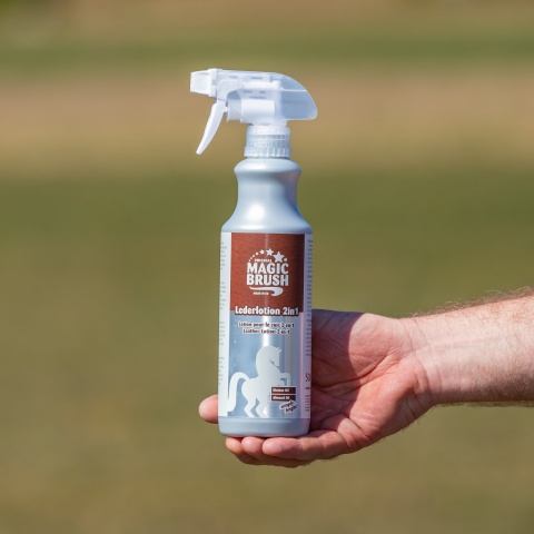 2 az 1-ben bőrápoló folyadék, MagicBrush, 500 ml