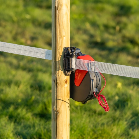 Kapuszett 40 mm-es villanypásztor szalaggal, Ako Flexigate, 7,5 m