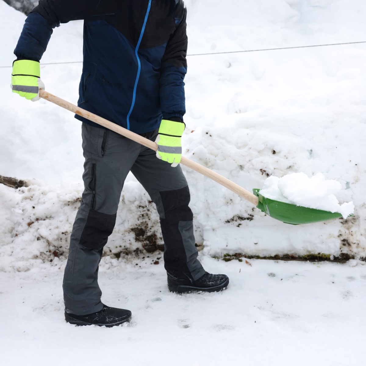 Gabona és hólapát, nyél nélkül, 40 × 42 cm